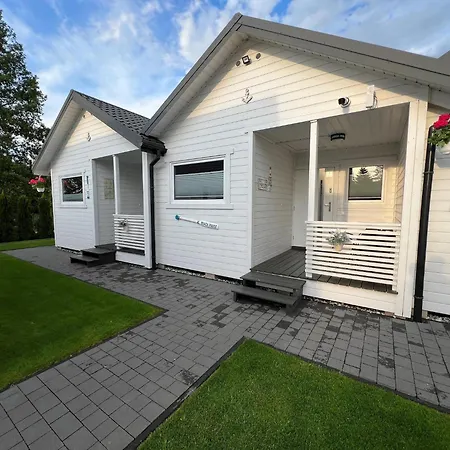 Homes With Air Conditioning *